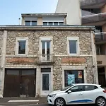 L'authentique - Centre De Avec Jardin